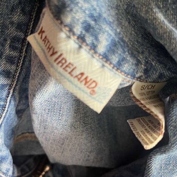 Kathy Ireland Denim Zip Vest Womens Small Blue Jean Sleeveless Jacket Top - Picture 4 of 8